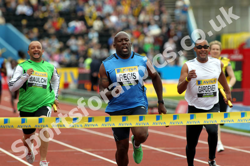 John Regis's relay squade wins the Aviva Legends relay from Jamie Baulch, Jason Gardener and Katherine Merry, 2011 Aviva London Grand Prix